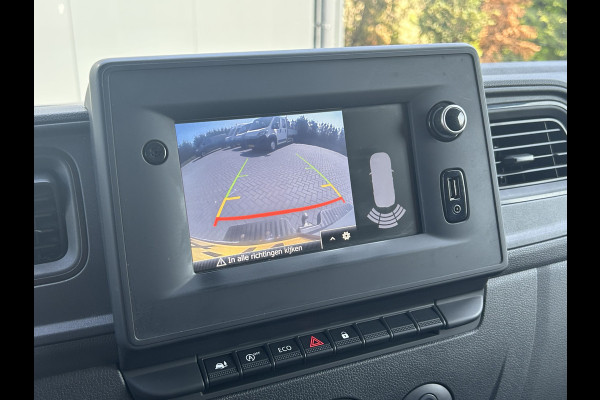 Renault Master T35 2.3 dCi 145 PK / L4H3 / MAXI WB 433 / DUBBEL LUCHT / INRICHTING / 3-ZITS / TREKHAAK / CAMERA / 3000 KG AHG /