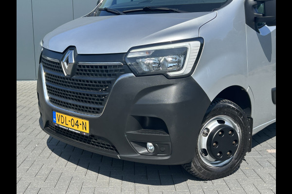 Renault Master T35 2.3 dCi 145 PK / L4H3 / MAXI WB 433 / DUBBEL LUCHT / INRICHTING / 3-ZITS / TREKHAAK / CAMERA / 3000 KG AHG /