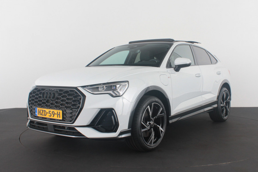 Audi Q3 Sportback 45 TFSI e S line Edition > 245pk/Pano.schuif/Black pakket/20inch/Audi Sound-systeem Audi Q3 Sportback 45 TFSI e S line Edition > 245pk/Pano.schuif/Black pakket/20inch/Audi Sound-systeem