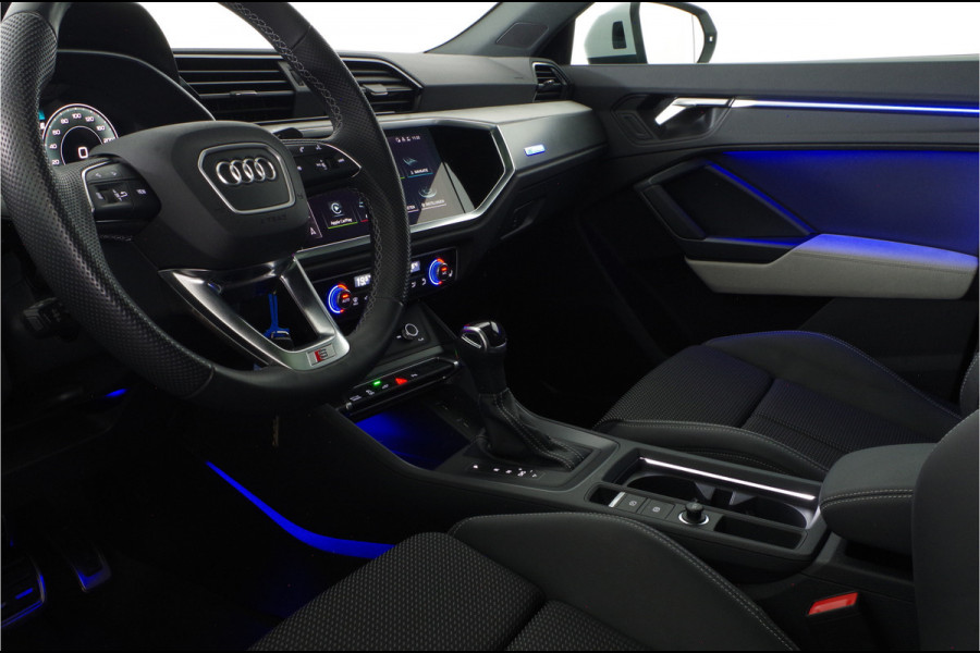 Audi Q3 Sportback 45 TFSI e S line Edition > 245pk/Pano.schuif/Black pakket/20inch/Audi Sound-systeem Audi Q3 Sportback 45 TFSI e S line Edition > 245pk/Pano.schuif/Black pakket/20inch/Audi Sound-systeem