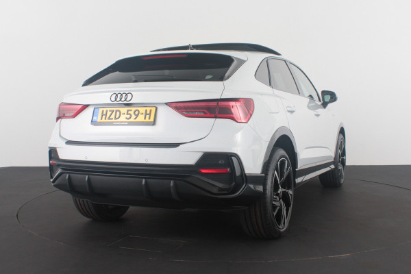Audi Q3 Sportback 45 TFSI e S line Edition > 245pk/Pano.schuif/Black pakket/20inch/Audi Sound-systeem Audi Q3 Sportback 45 TFSI e S line Edition > 245pk/Pano.schuif/Black pakket/20inch/Audi Sound-systeem