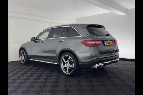 Mercedes-Benz GLC 350e 4MATIC Premium Plus Plug-in Aut. *LUXURY-LEATHER | FULL-LED | BLIND-SPOT | HEATED-SPORTSEATS | CAMERA | KEYLESS | AIR-SUSPENSION | ADAPTIVE-CRUISE | PRIVACY-GLASS | NAVI-FULLMAP | 20''ALU*