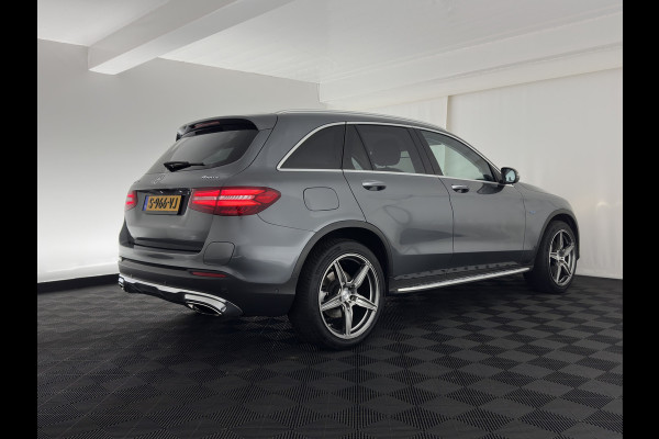Mercedes-Benz GLC 350e 4MATIC Premium Plus Plug-in Aut. *LUXURY-LEATHER | FULL-LED | BLIND-SPOT | HEATED-SPORTSEATS | CAMERA | KEYLESS | AIR-SUSPENSION | ADAPTIVE-CRUISE | PRIVACY-GLASS | NAVI-FULLMAP | 20''ALU*