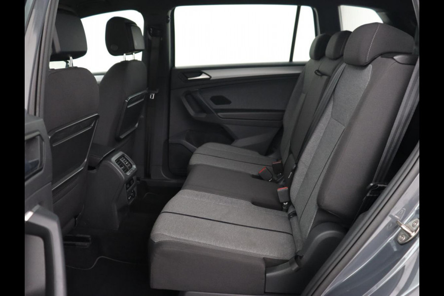 Seat Tarraco 1.5 TSI Style 7-Persoons | Trekhaak | Park Assist | Camera | Carplay | 18'' | Climate control | Cruise control | Full LED