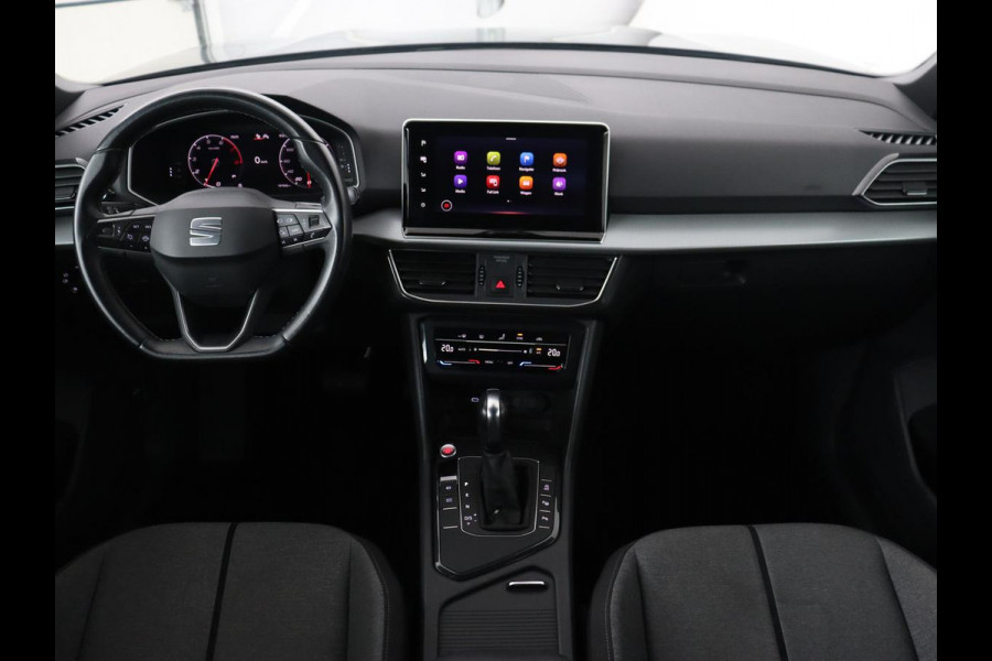 Seat Tarraco 1.5 TSI Style 7-Persoons | Trekhaak | Park Assist | Camera | Carplay | 18'' | Climate control | Cruise control | Full LED