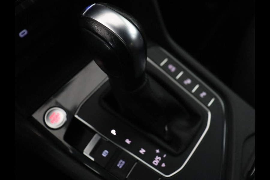 Seat Tarraco 1.5 TSI Style 7-Persoons | Trekhaak | Park Assist | Camera | Carplay | 18'' | Climate control | Cruise control | Full LED