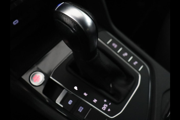 Seat Tarraco 1.5 TSI Style 7-Persoons | Trekhaak | Park Assist | Camera | Carplay | 18'' | Climate control | Cruise control | Full LED