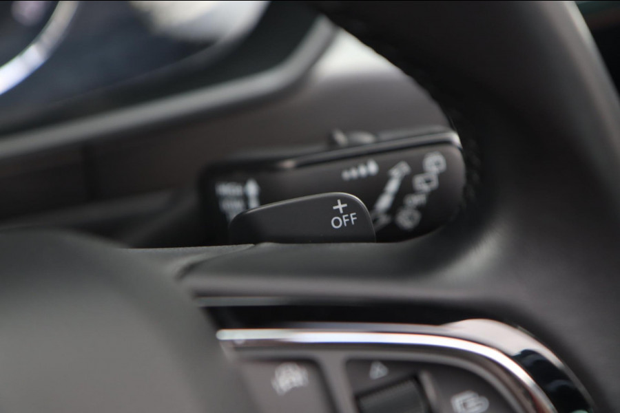 Škoda Superb 1.4 TSI ACT / PANODAK / DODEHOEK / ACC / MEMORY / CAMERA