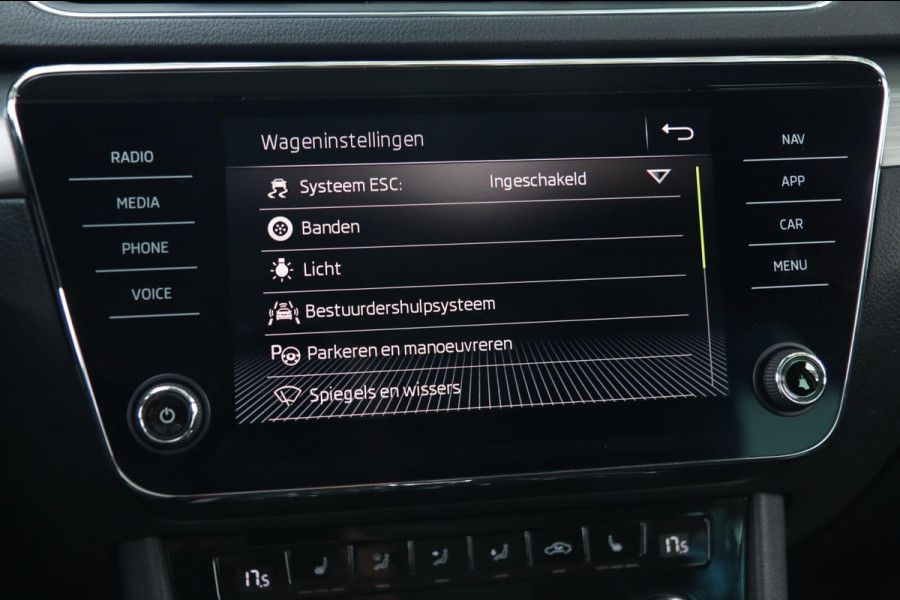 Škoda Superb 1.4 TSI ACT / PANODAK / DODEHOEK / ACC / MEMORY / CAMERA