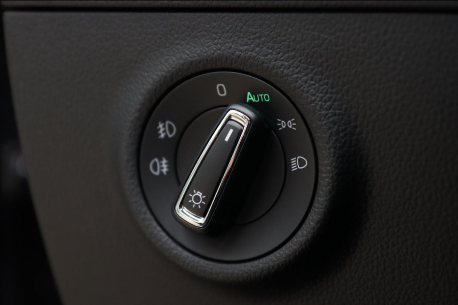 Škoda Superb 1.4 TSI ACT / PANODAK / DODEHOEK / ACC / MEMORY / CAMERA