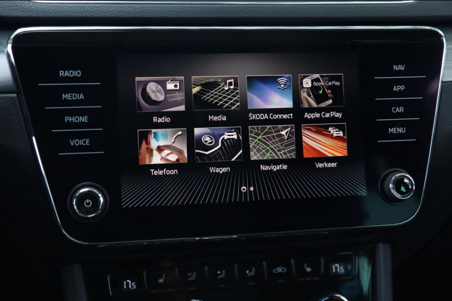 Škoda Superb 1.4 TSI ACT / PANODAK / DODEHOEK / ACC / MEMORY / CAMERA