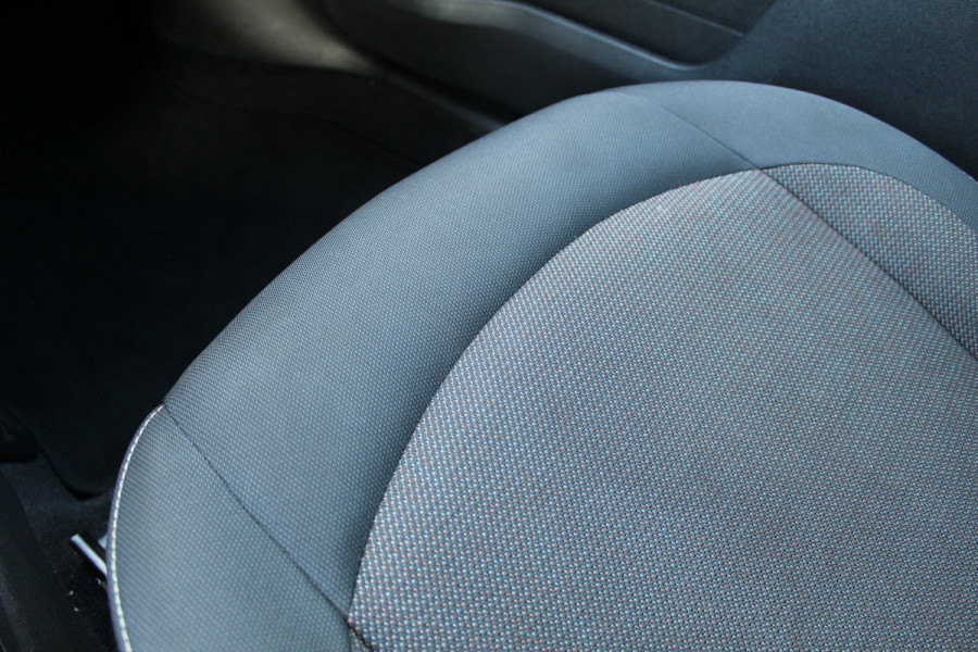 MINI Countryman 1.5 136PK Cooper | H&K | Navigatie | Bluetooth | Origin NL MINI Countryman 1.5 136PK Cooper | H&K | Navigatie | Bluetooth | Origin NL