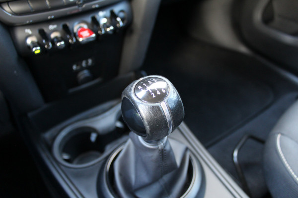 MINI Countryman 1.5 136PK Cooper | H&K | Navigatie | Bluetooth | Origin NL MINI Countryman 1.5 136PK Cooper | H&K | Navigatie | Bluetooth | Origin NL