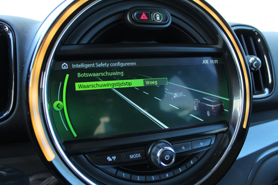 MINI Countryman 1.5 136PK Cooper | H&K | Navigatie | Bluetooth | Origin NL MINI Countryman 1.5 136PK Cooper | H&K | Navigatie | Bluetooth | Origin NL