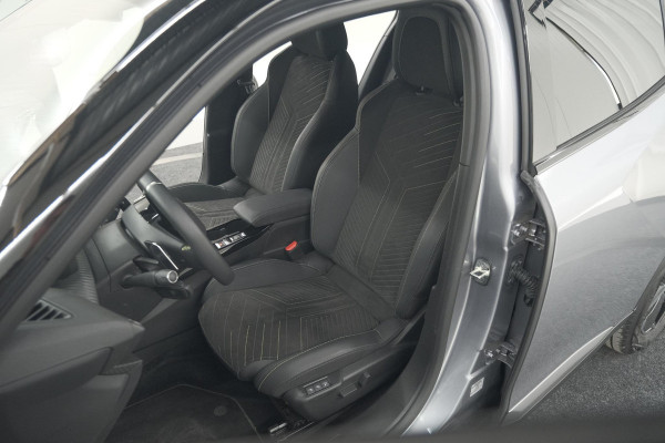 Peugeot 2008 PureTech 130 EAT8 GT | 360 Camera | Stoelmassage | Adaptieve Cruise Control | Dodehoekdetectie