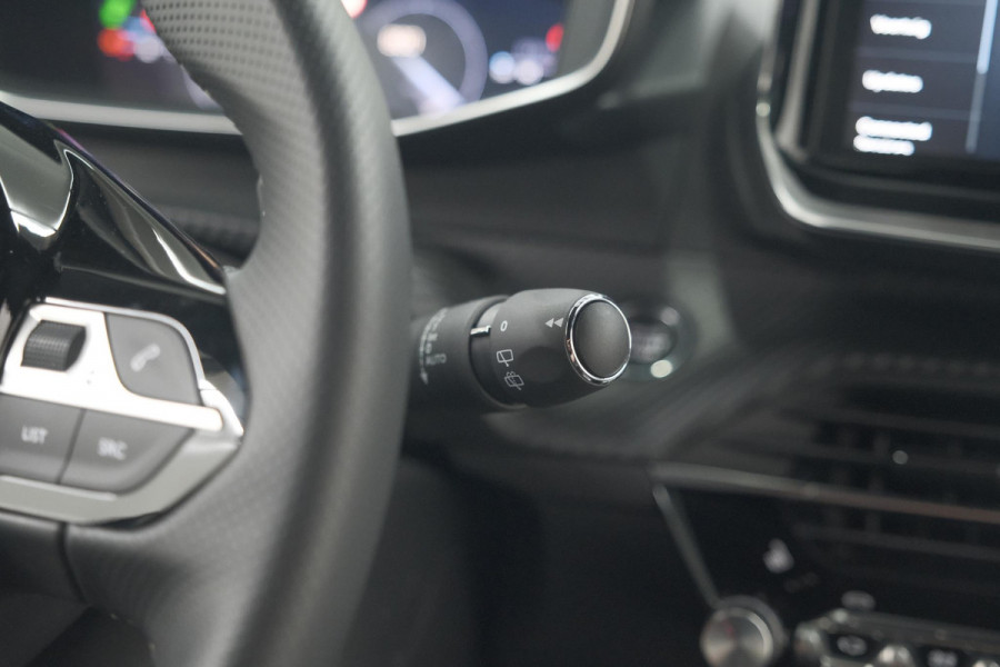 Peugeot 2008 PureTech 130 EAT8 GT | 360 Camera | Stoelmassage | Adaptieve Cruise Control | Dodehoekdetectie