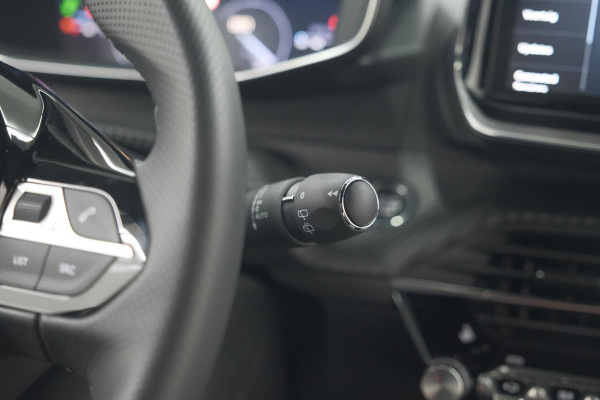 Peugeot 2008 PureTech 130 EAT8 GT | 360 Camera | Stoelmassage | Adaptieve Cruise Control | Dodehoekdetectie