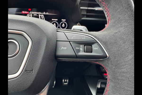 Audi A3 Sportback 2.5 TFSI RS 3 quattro 400PK Panorama B&O Leder Audi A3 Sportback 2.5 TFSI RS 3 quattro 400PK Panorama B&O Leder