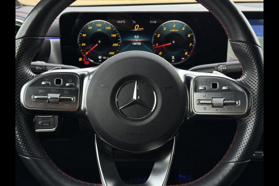 Mercedes-Benz CLA-Klasse Shooting Brake 200 AMG Aut. | Navi | Camera | M-Bux | Mercedes-Benz CLA-Klasse Shooting Brake 200 AMG Aut. | Navi | Camera | M-Bux |