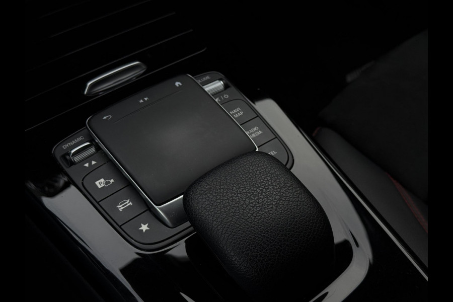 Mercedes-Benz CLA-Klasse Shooting Brake 200 AMG Aut. | Navi | Camera | M-Bux | Mercedes-Benz CLA-Klasse Shooting Brake 200 AMG Aut. | Navi | Camera | M-Bux |