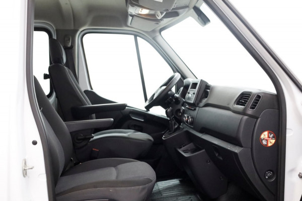 Renault Master T35 2.3 dCi 145pk D.C. Open Laadbak Trekhaak 3500kg 06-2020