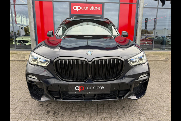 BMW X5 M50i High Executive / Capristo-uitlaat / Panoramadak / Head-up display / Soft-close
