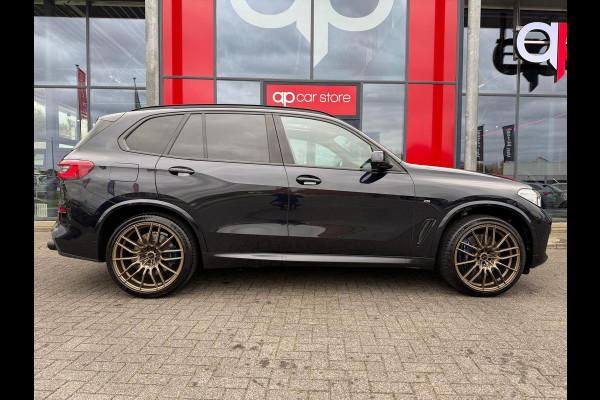 BMW X5 M50i High Executive / Capristo-uitlaat / Panoramadak / Head-up display / Soft-close