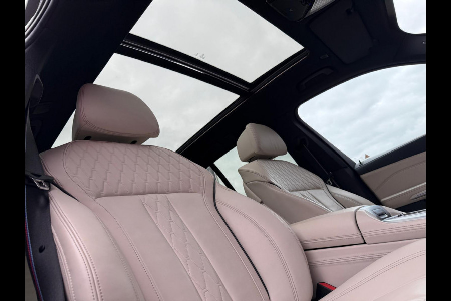 BMW X5 M50i High Executive / Capristo-uitlaat / Panoramadak / Head-up display / Soft-close