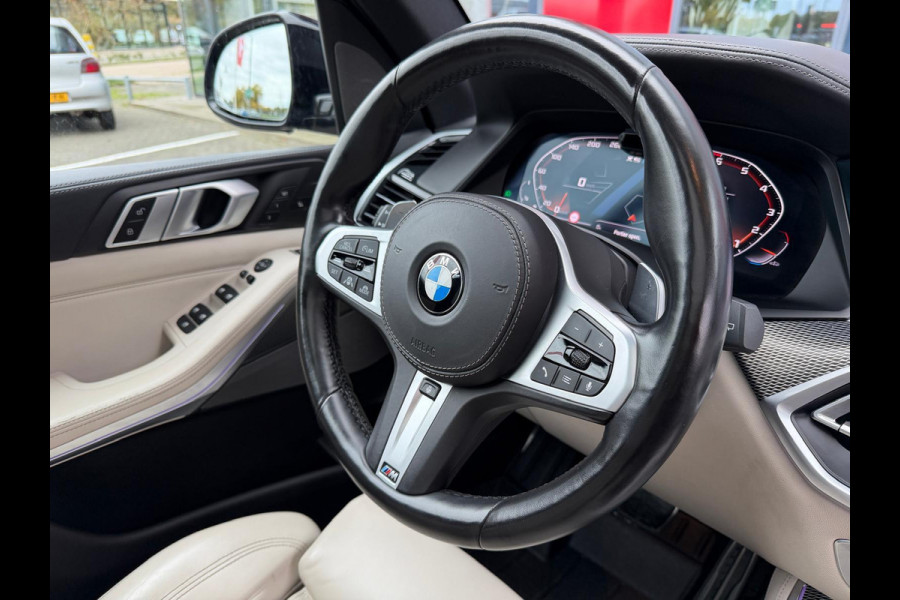 BMW X5 M50i High Executive / Capristo-uitlaat / Panoramadak / Head-up display / Soft-close