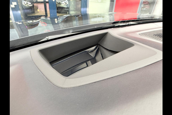 BMW X5 M50i High Executive / Capristo-uitlaat / Panoramadak / Head-up display / Soft-close