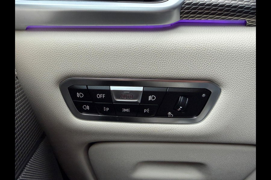 BMW X5 M50i High Executive / Capristo-uitlaat / Panoramadak / Head-up display / Soft-close