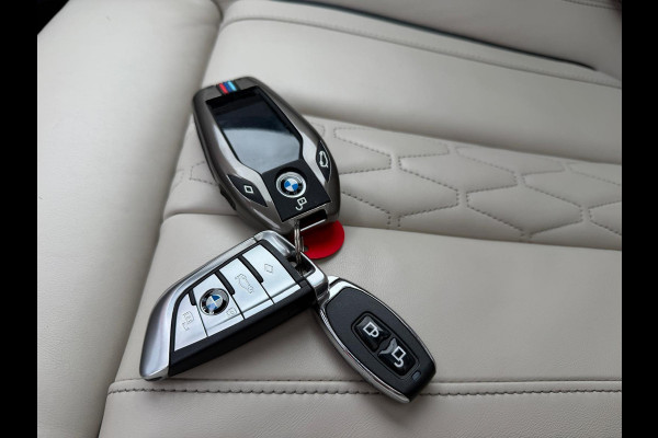 BMW X5 M50i High Executive / Capristo-uitlaat / Panoramadak / Head-up display / Soft-close