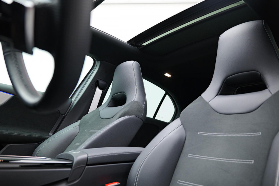 Mercedes-Benz A-Klasse A250 e AMG Line |Pano|ALPINEGRAU|Ambient|Dodehoek|