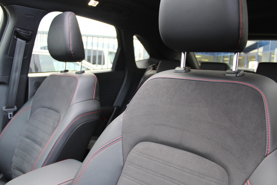 Ford Kuga 2.5 PHEV ST-Line X | Trekhaak | Panoramadak | B&O | BLIS | Matrix | Adaptieve cruise Actieweken 1 t/m 15 november!