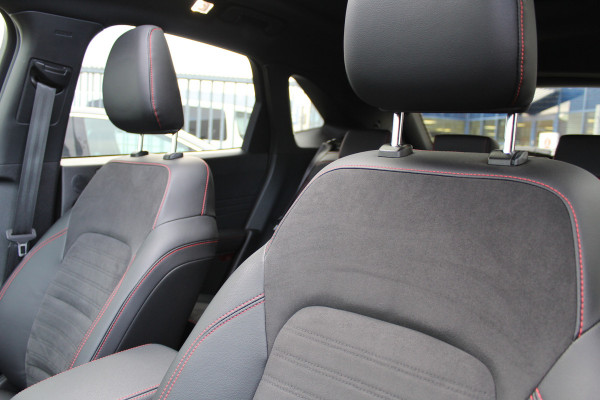 Ford Kuga 2.5 PHEV ST-Line X | Trekhaak | Panoramadak | B&O | BLIS | Matrix | Adaptieve cruise Actieweken 1 t/m 15 november!