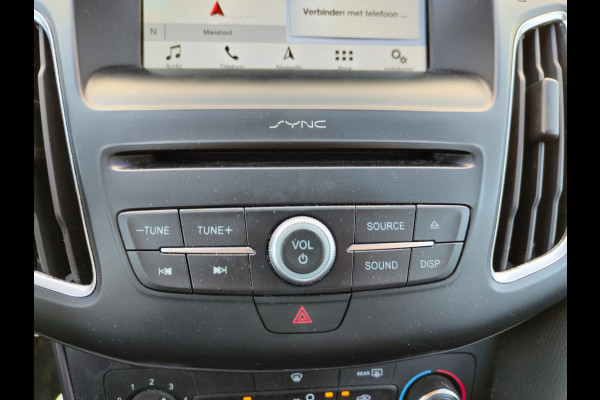 Ford FOCUS Wagon T 101PK Navi Airco Cruise Control Pdc Trekhaak Edition Lmv Carkit