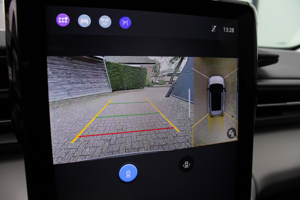 Ford Explorer Extended Range RWD 77 kWh | Warmtepomp | AGR | Navigatie | Head-Up | Winterpack | Verlengde Garantie Ford Explorer Extended Range RWD 77 kWh | Warmtepomp | AGR | Navigatie | Head-Up | Winterpack | Verlengde Garantie