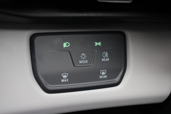 Ford Explorer Extended Range RWD 77 kWh | Warmtepomp | AGR | Navigatie | Head-Up | Winterpack | Verlengde Garantie Ford Explorer Extended Range RWD 77 kWh | Warmtepomp | AGR | Navigatie | Head-Up | Winterpack | Verlengde Garantie