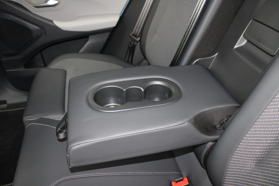 Ford Explorer Extended Range RWD 77 kWh | Warmtepomp | AGR | Navigatie | Head-Up | Winterpack | Verlengde Garantie Ford Explorer Extended Range RWD 77 kWh | Warmtepomp | AGR | Navigatie | Head-Up | Winterpack | Verlengde Garantie