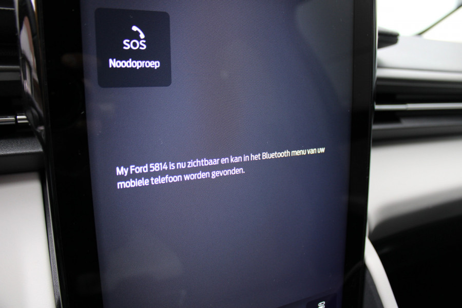 Ford Explorer Extended Range RWD 77 kWh | Warmtepomp | AGR | Navigatie | Head-Up | Winterpack | Verlengde Garantie Ford Explorer Extended Range RWD 77 kWh | Warmtepomp | AGR | Navigatie | Head-Up | Winterpack | Verlengde Garantie