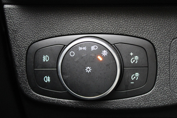 Ford Focus 1.0 EcoBoost ST Line Business | B&O | Winterpack | Navigatie | Afn. Trekhaak | Camera Actieweken 1 t/m 15 november!