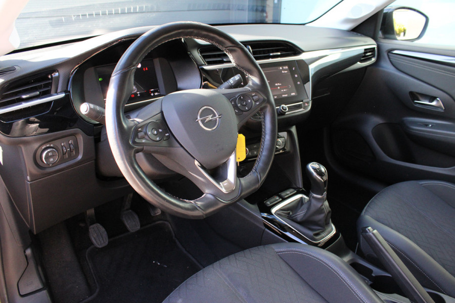 Opel Corsa 1.2 Edition | Winterpakket | Carplay | Lichtmetaal | Parkeersensoren achter | Privacy Glass Actieweken 1 t/m 15 november!