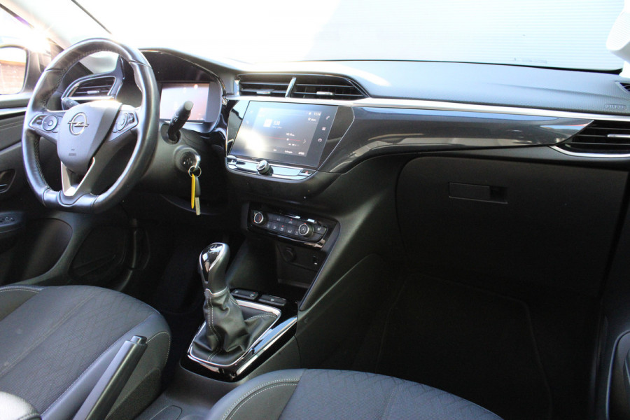 Opel Corsa 1.2 Edition | Winterpakket | Carplay | Lichtmetaal | Parkeersensoren achter | Privacy Glass Actieweken 1 t/m 15 november!