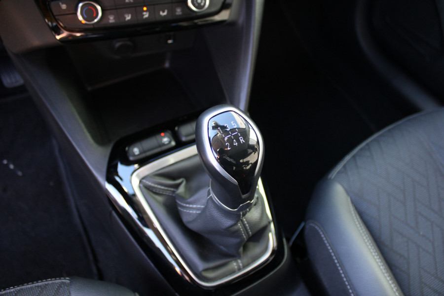 Opel Corsa 1.2 Edition | Winterpakket | Carplay | Lichtmetaal | Parkeersensoren achter | Privacy Glass Actieweken 1 t/m 15 november!