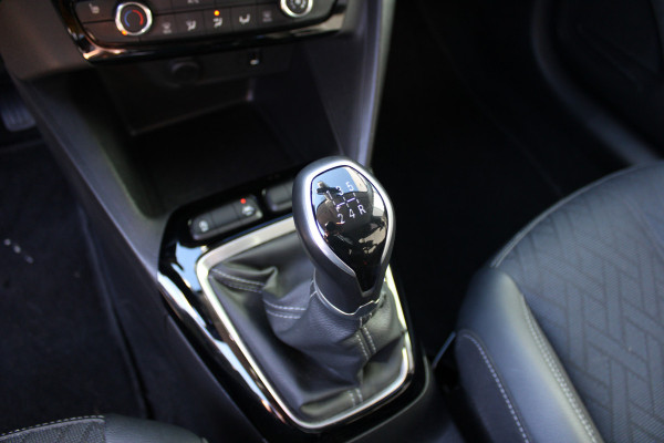 Opel Corsa 1.2 Edition | Winterpakket | Carplay | Lichtmetaal | Parkeersensoren achter | Privacy Glass Actieweken 1 t/m 15 november!