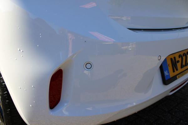 Opel Corsa 1.2 Edition | Winterpakket | Carplay | Lichtmetaal | Parkeersensoren achter | Privacy Glass Actieweken 1 t/m 15 november!