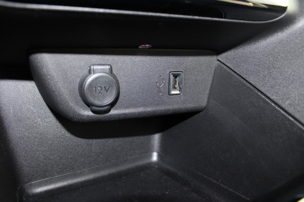 Opel Corsa 1.2 Edition | Winterpakket | Carplay | Lichtmetaal | Parkeersensoren achter | Privacy Glass Actieweken 1 t/m 15 november!