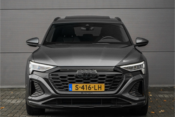 Audi Q8 e-tron 50 Quattro S Edition 95 kWh Pano Leder Luchtvering 21" Audi Q8 e-tron 50 Quattro S Edition 95 kWh Pano Leder Luchtvering 21"