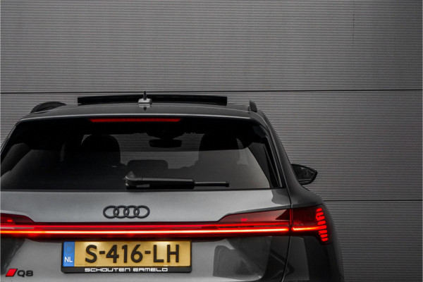 Audi Q8 e-tron 50 Quattro S Edition 95 kWh Pano Leder Luchtvering 21" Audi Q8 e-tron 50 Quattro S Edition 95 kWh Pano Leder Luchtvering 21"
