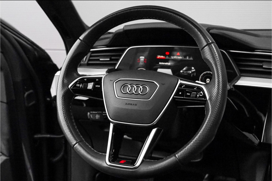 Audi Q8 e-tron 50 Quattro S Edition 95 kWh Pano Leder Luchtvering 21" Audi Q8 e-tron 50 Quattro S Edition 95 kWh Pano Leder Luchtvering 21"